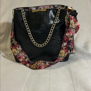 BETSEY JOHNSON Black Bag with Floral Strap